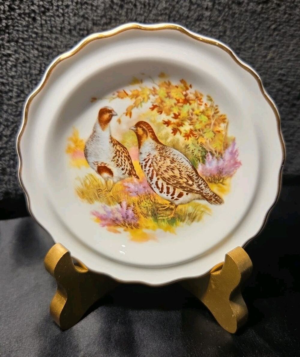 Royal Grafton fine bone china decorative plate Game Birds Gold Trim 4"